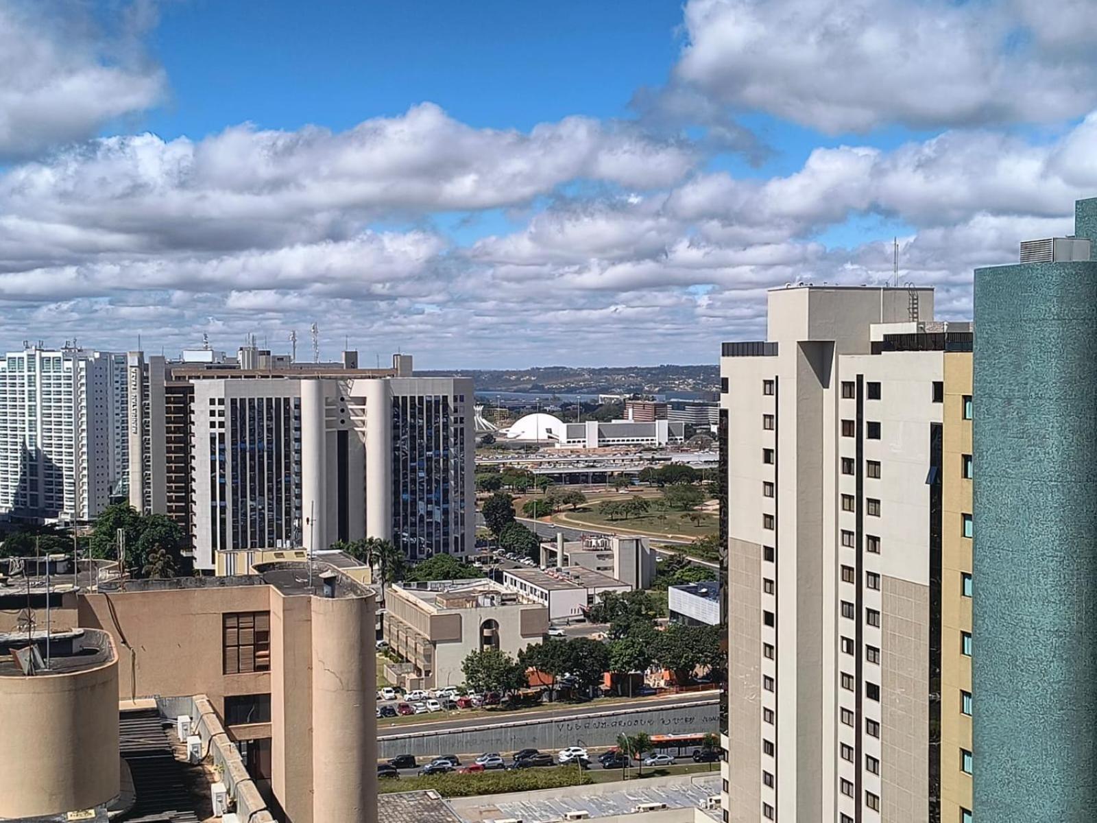 Hotel Grand Mercure Flat Particular Com Varanda, Garagem E Wi-Fi Бразилиа Экстерьер фото